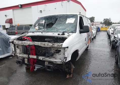 2010 Ford E-350 Super Duty Commercial/Recreational z USA, uszkodzony, nr VIN 1FTSE3EL3ADA58810